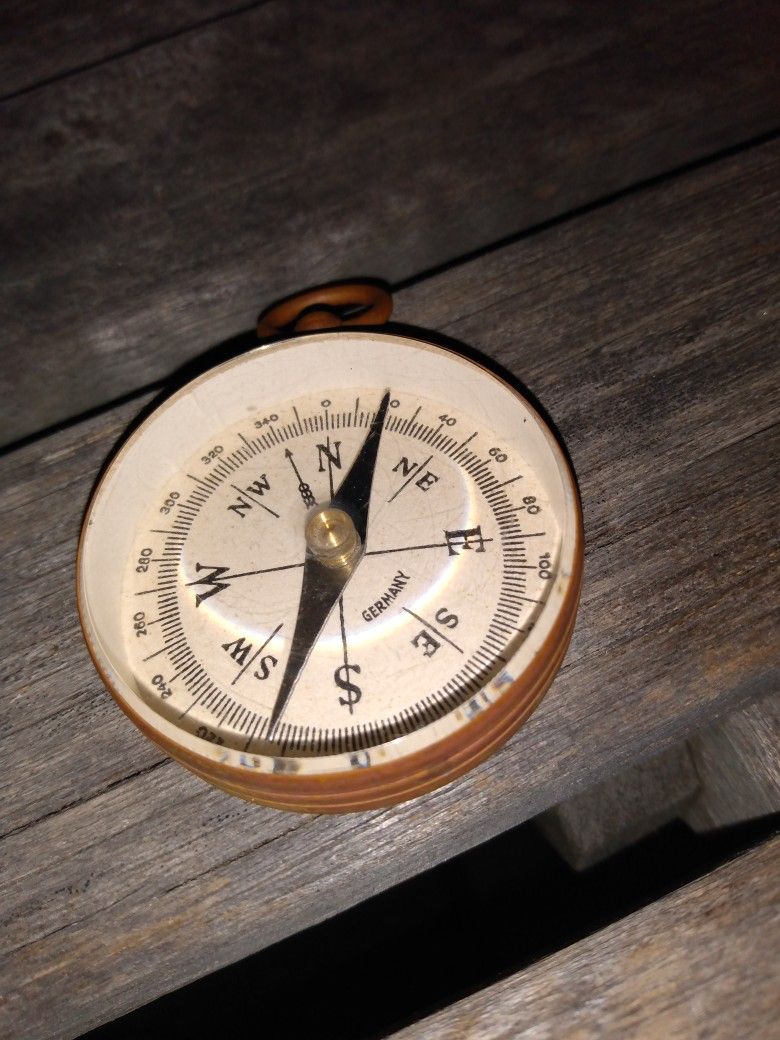 Antique German Compass Pre WW2 Very Beautiful & True Acuracy