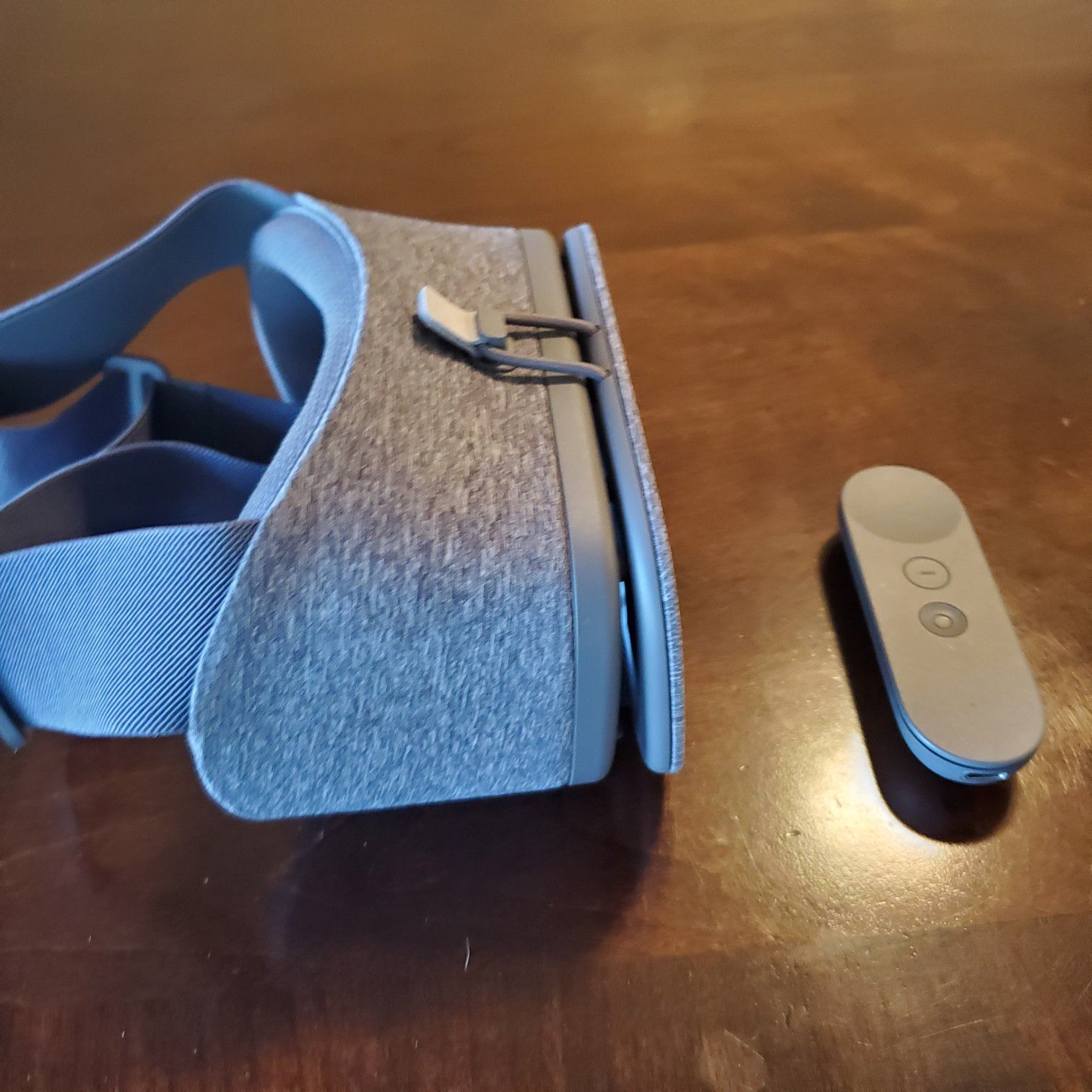 Google Daydream view VR