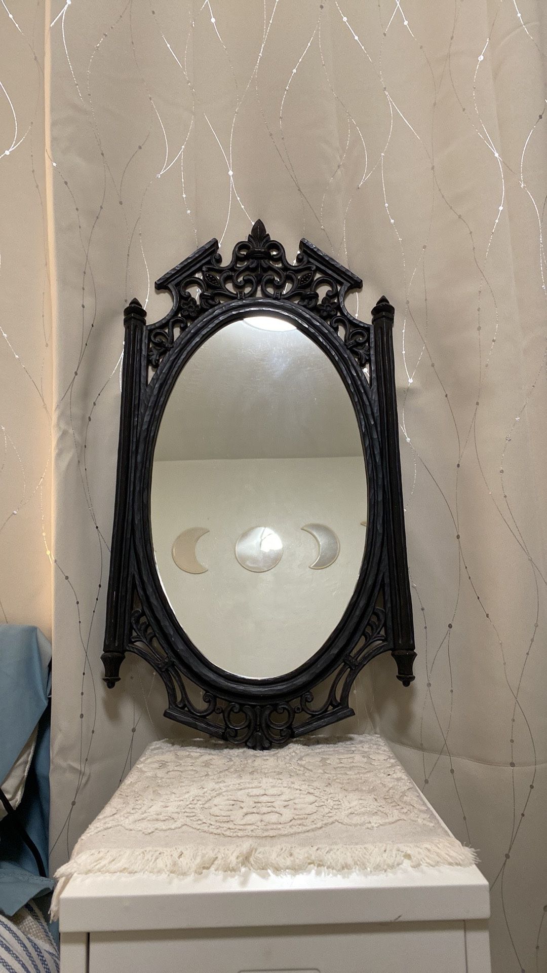 Syroco USA Made Vintage Mirror
