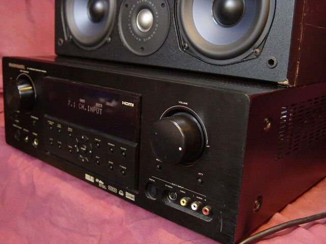 Marantz AV receiver, 3 Hdmi, inputs, surround..