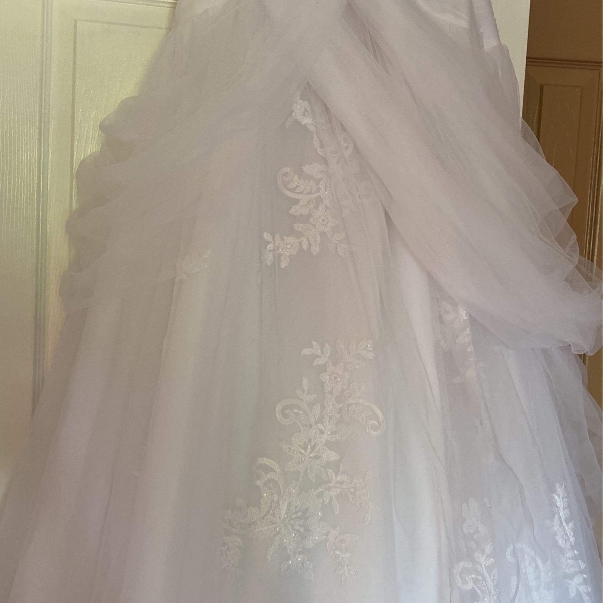 DAVID’S BRIDAL WEDDING DRESS