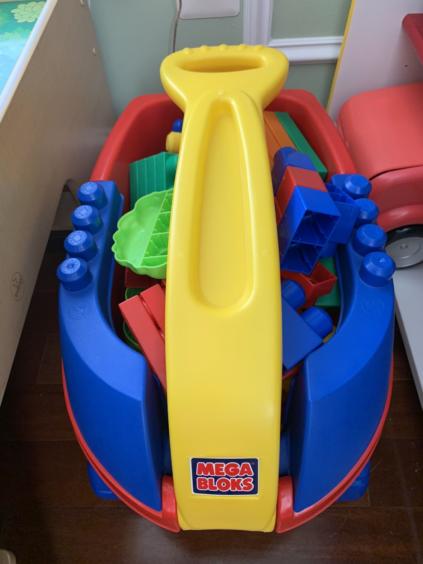 Mega Blocks Wagon Toys