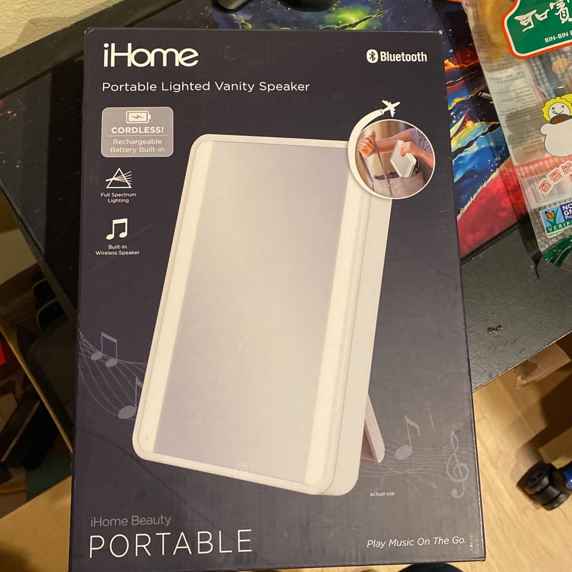 I home Portable Lighted Vanity Speaker