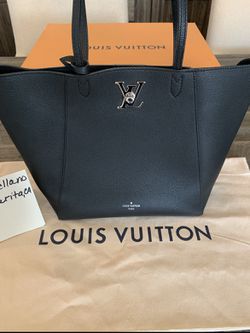 Louis Vuitton Tote lockme cabas noir Thumbnail
