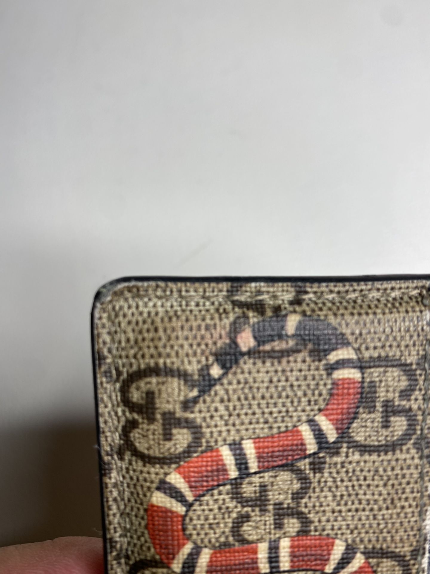 Gucci king snake GG Supreme