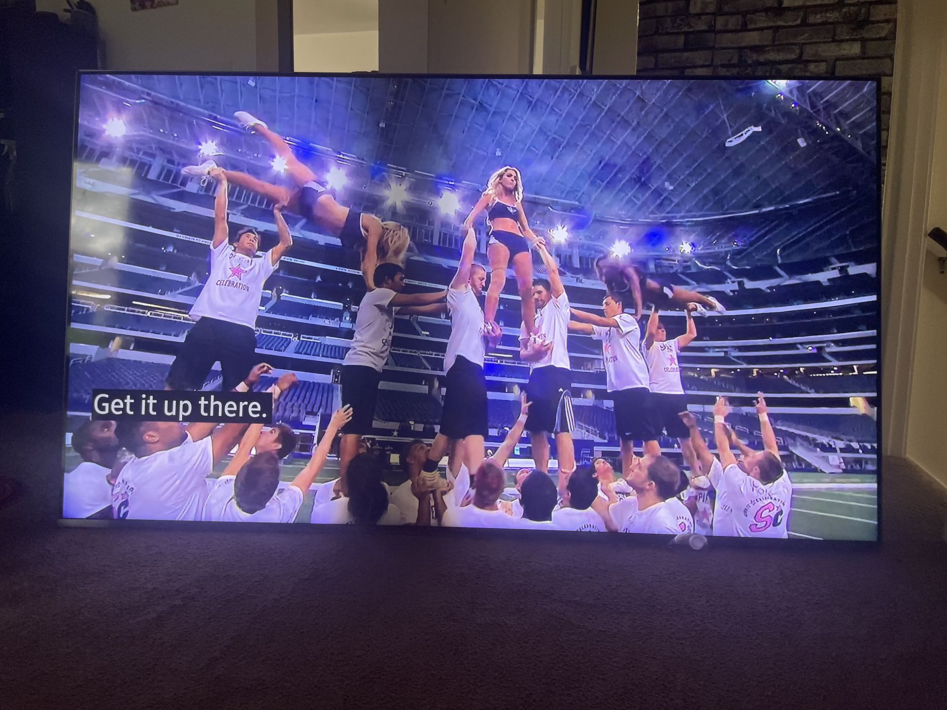 Samsung   82inches  !!!!!2020 