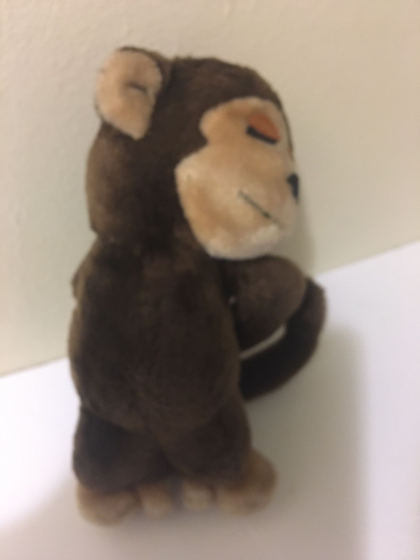 COLLECTIBLE DANDEE STUFFED MONKEY
