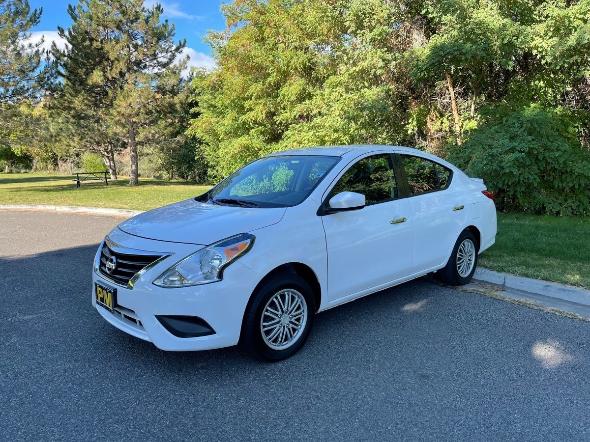 2018 Nissan Versa