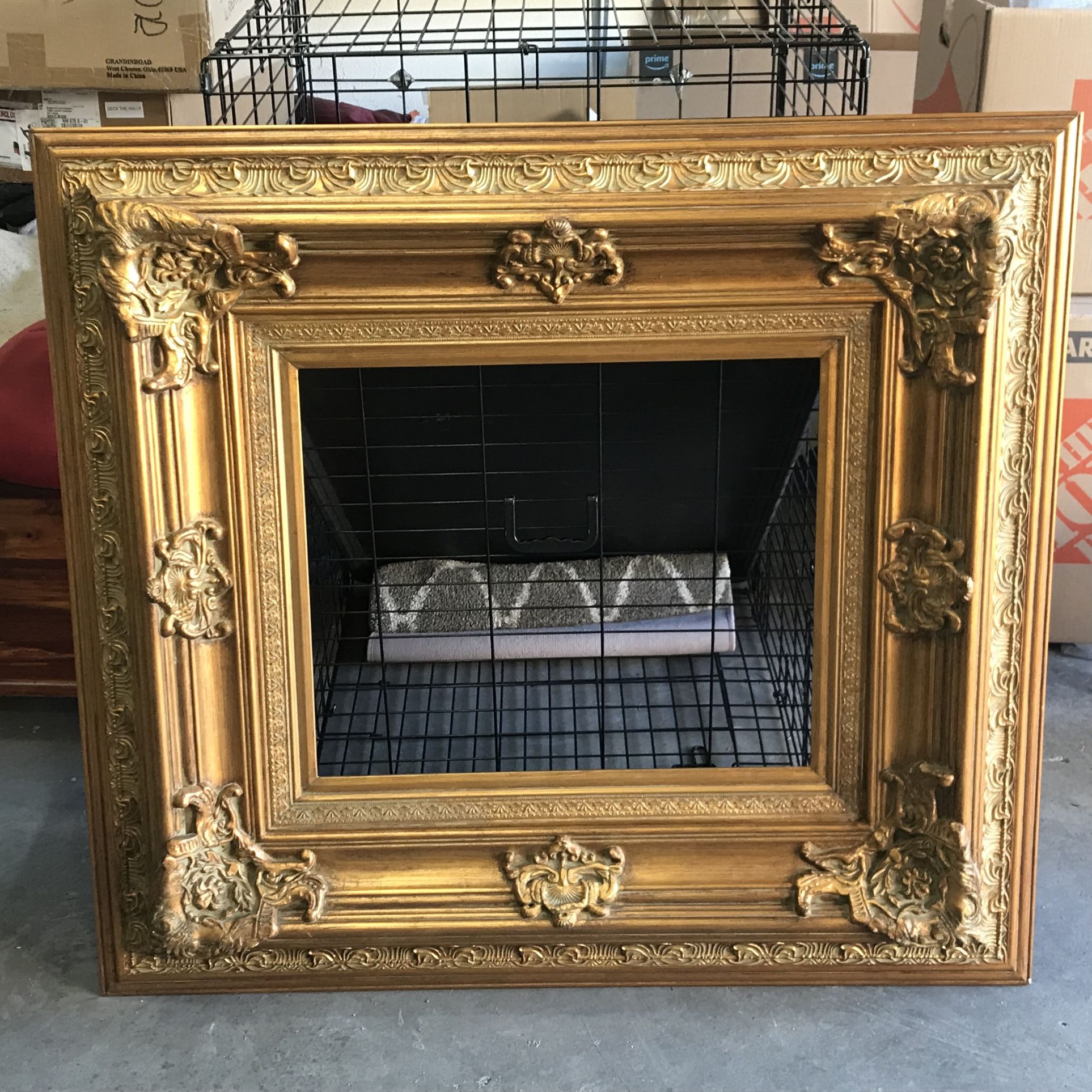 Art Frame , Sits a 24”wide X 20” tall picture