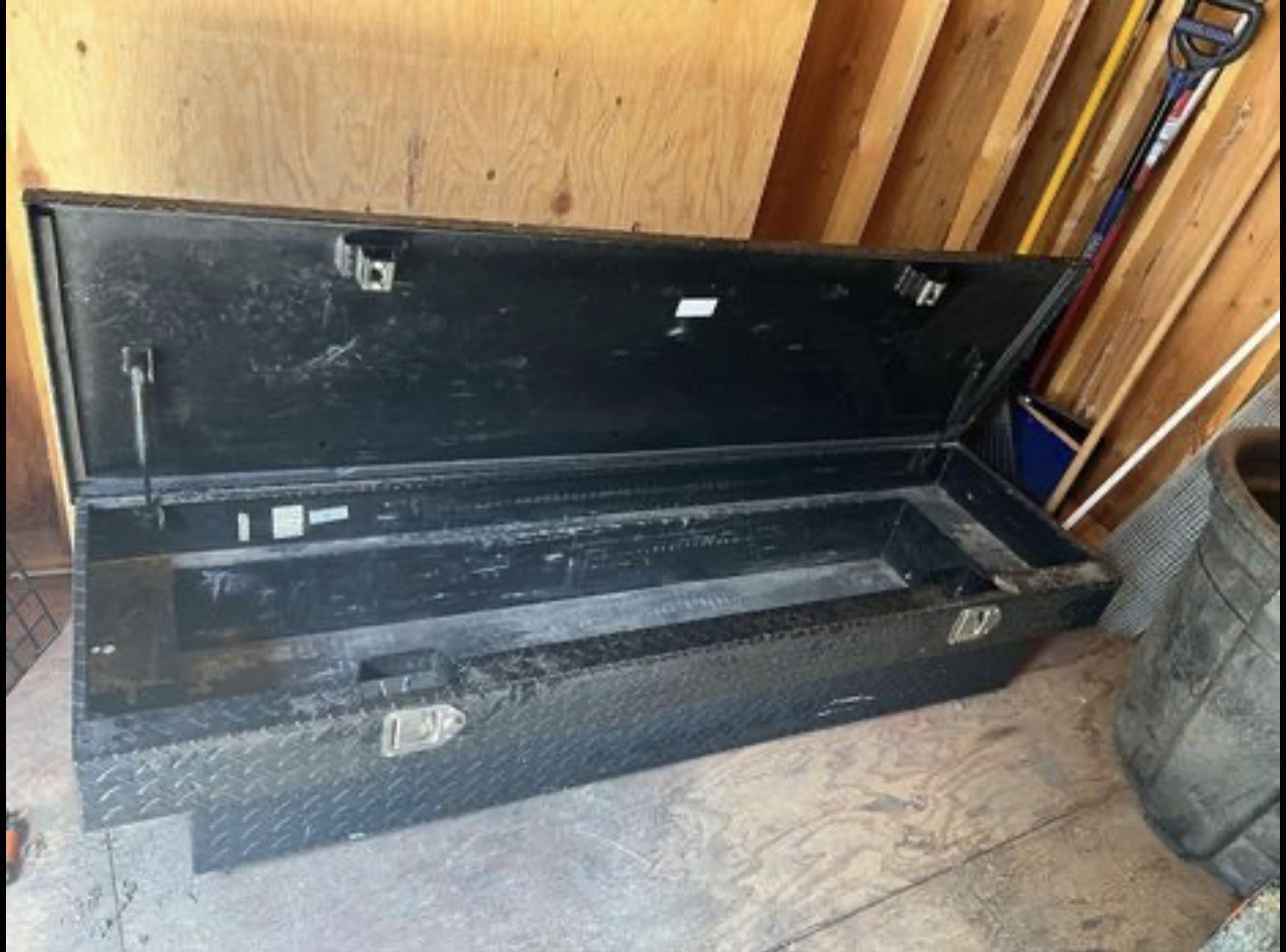 Full Size Truck Bed Tool Box
