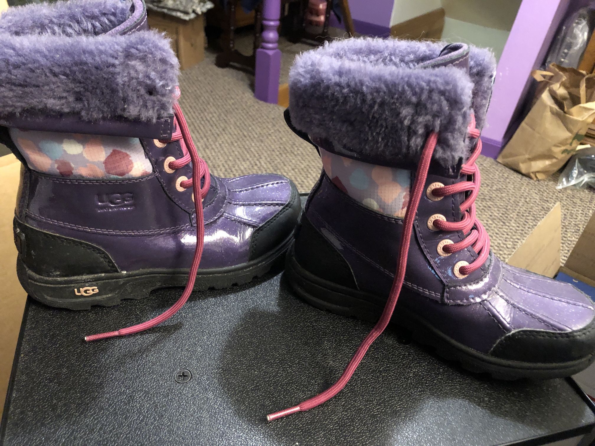 UGG Girls Purple Tie-Up Rain Boots, SIZE 13. Waterproof 