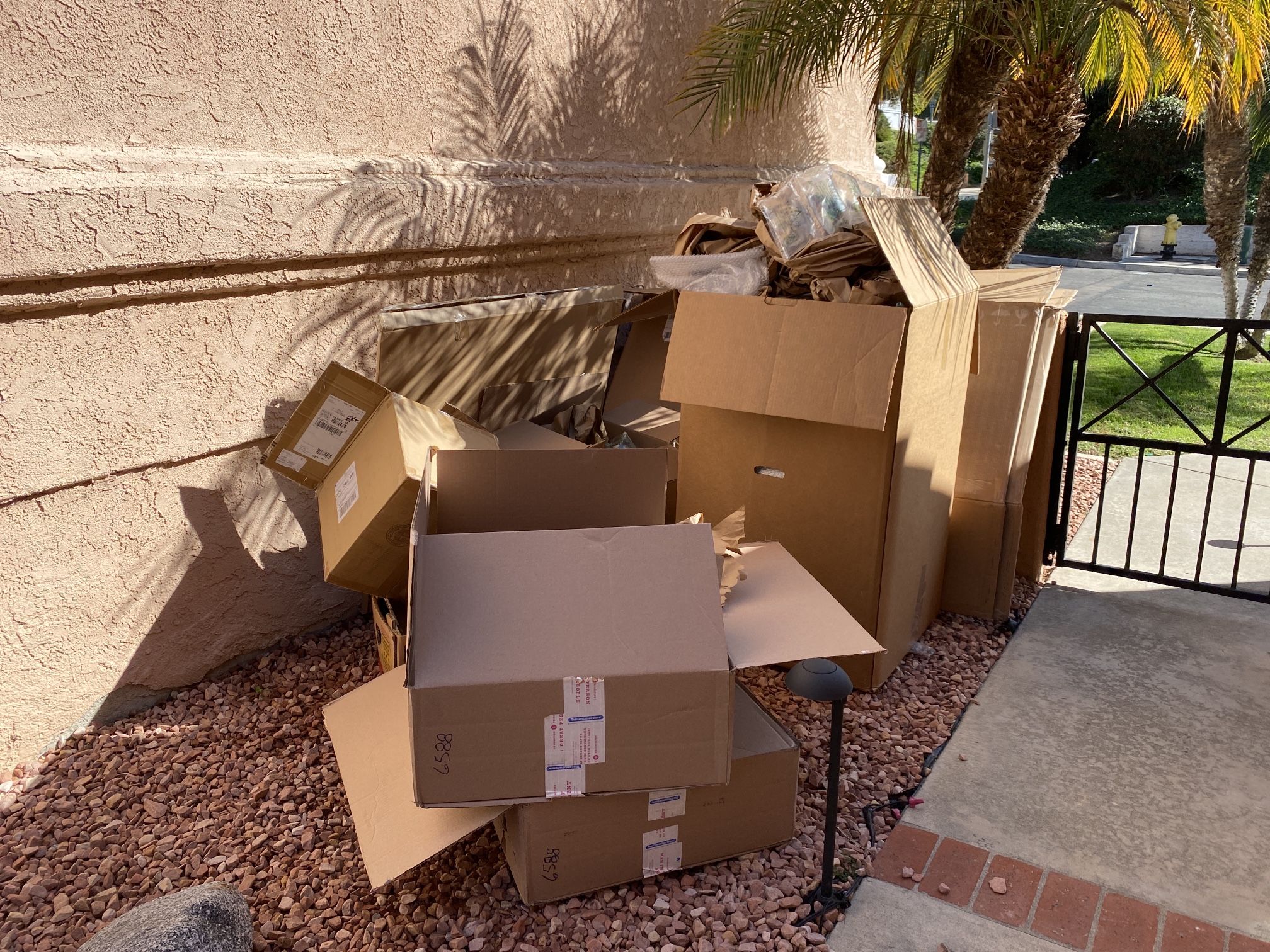 FREE Large Moving Boxes And Packing Materials
