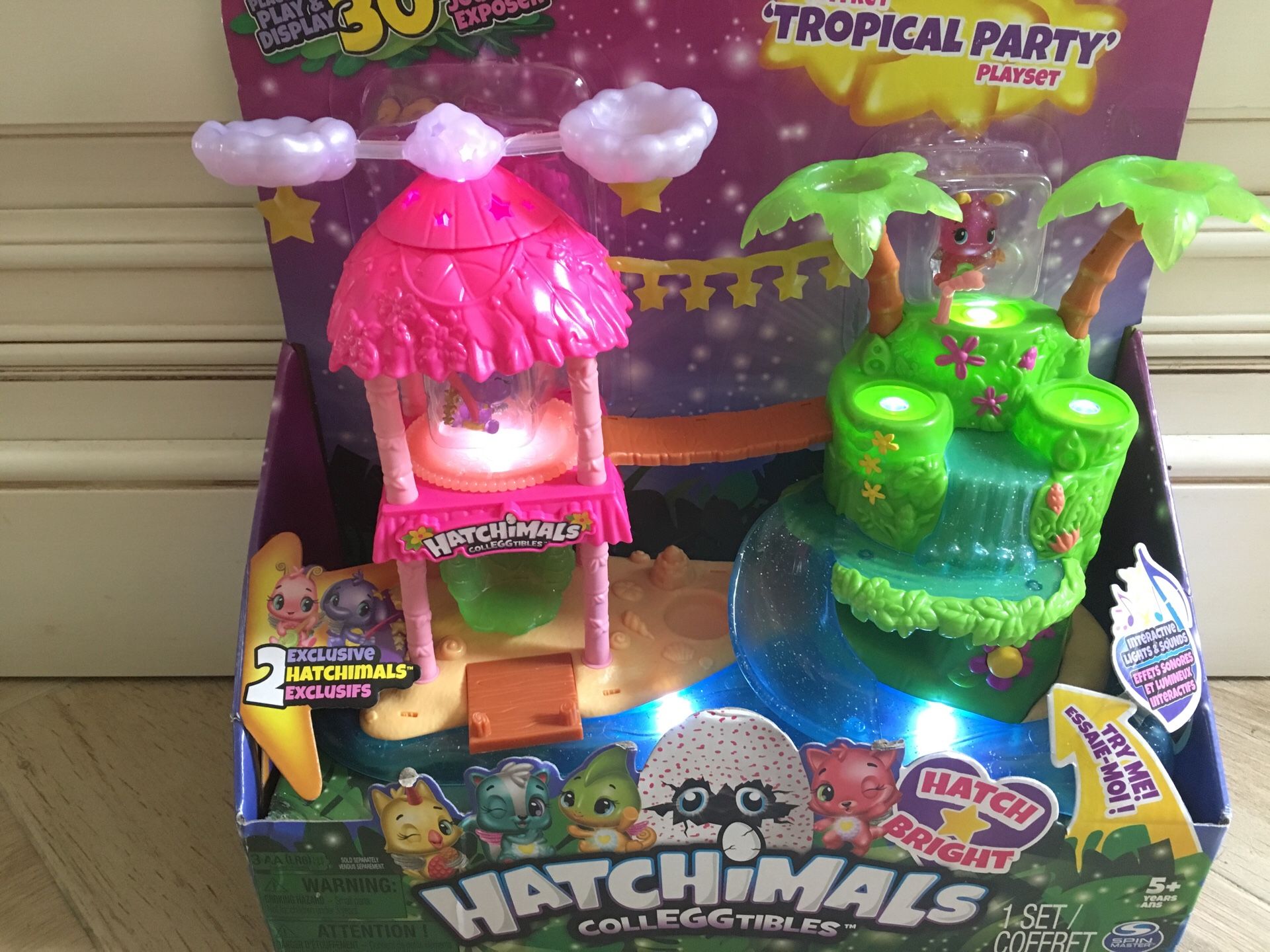 Hatchimals CollEGGtibles Tropical Party Playset