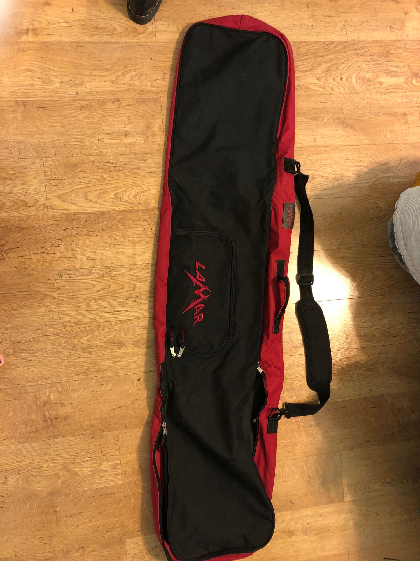 Snowboard bag