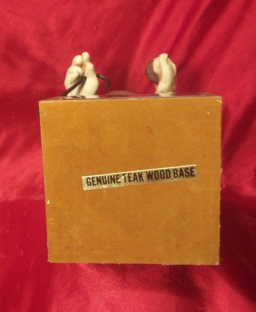 WC Fields figurine with cane, Maker's Mark Kentucky Whiskey 1972
On a genuine teak wood base with cigar beer cane and top hat and it reads ...