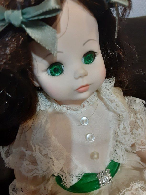Madame alexander gone with the wind doll