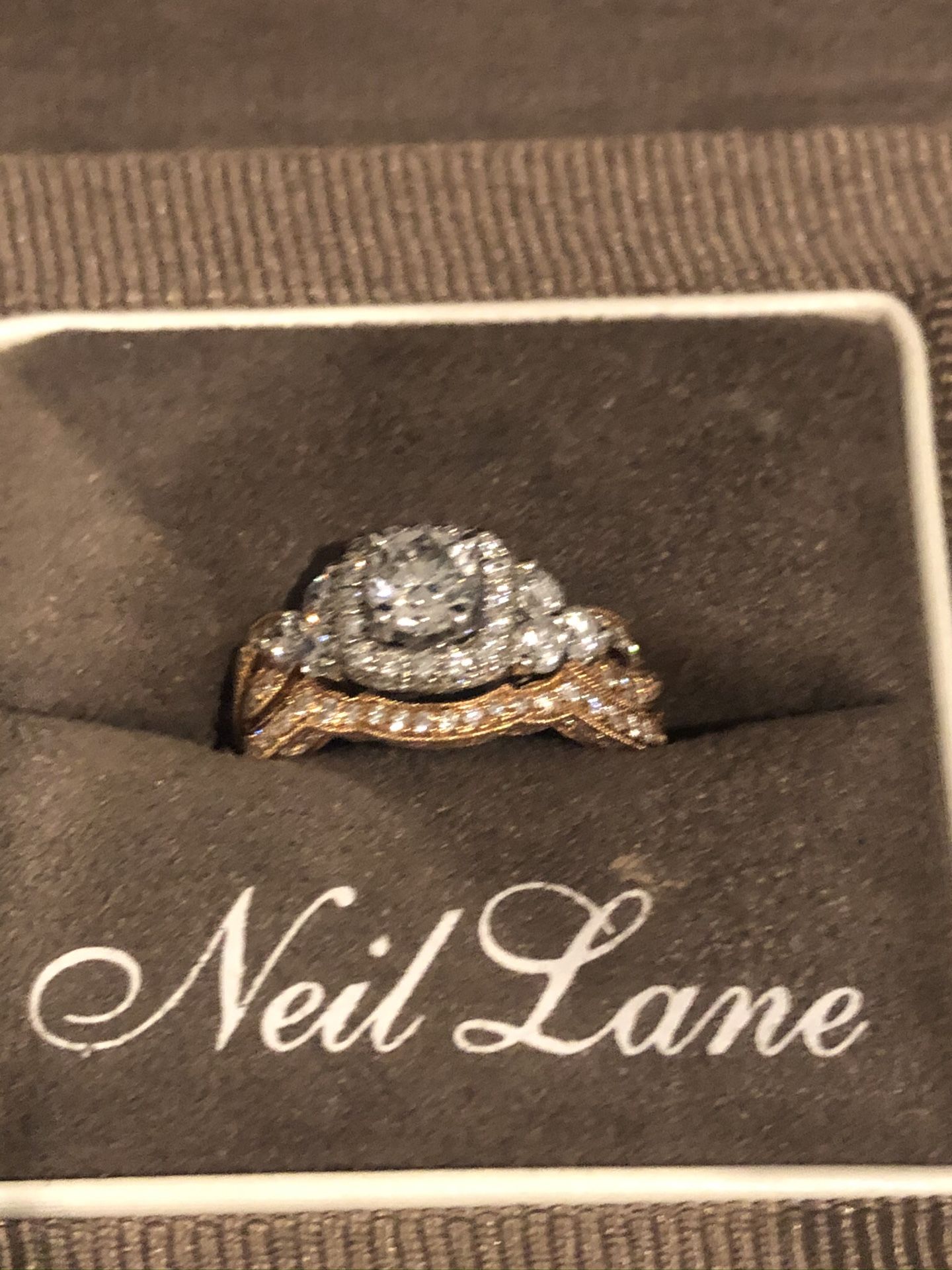Neil Lane 14 Karat Engagement Ring With Wedding Band Size 6.5