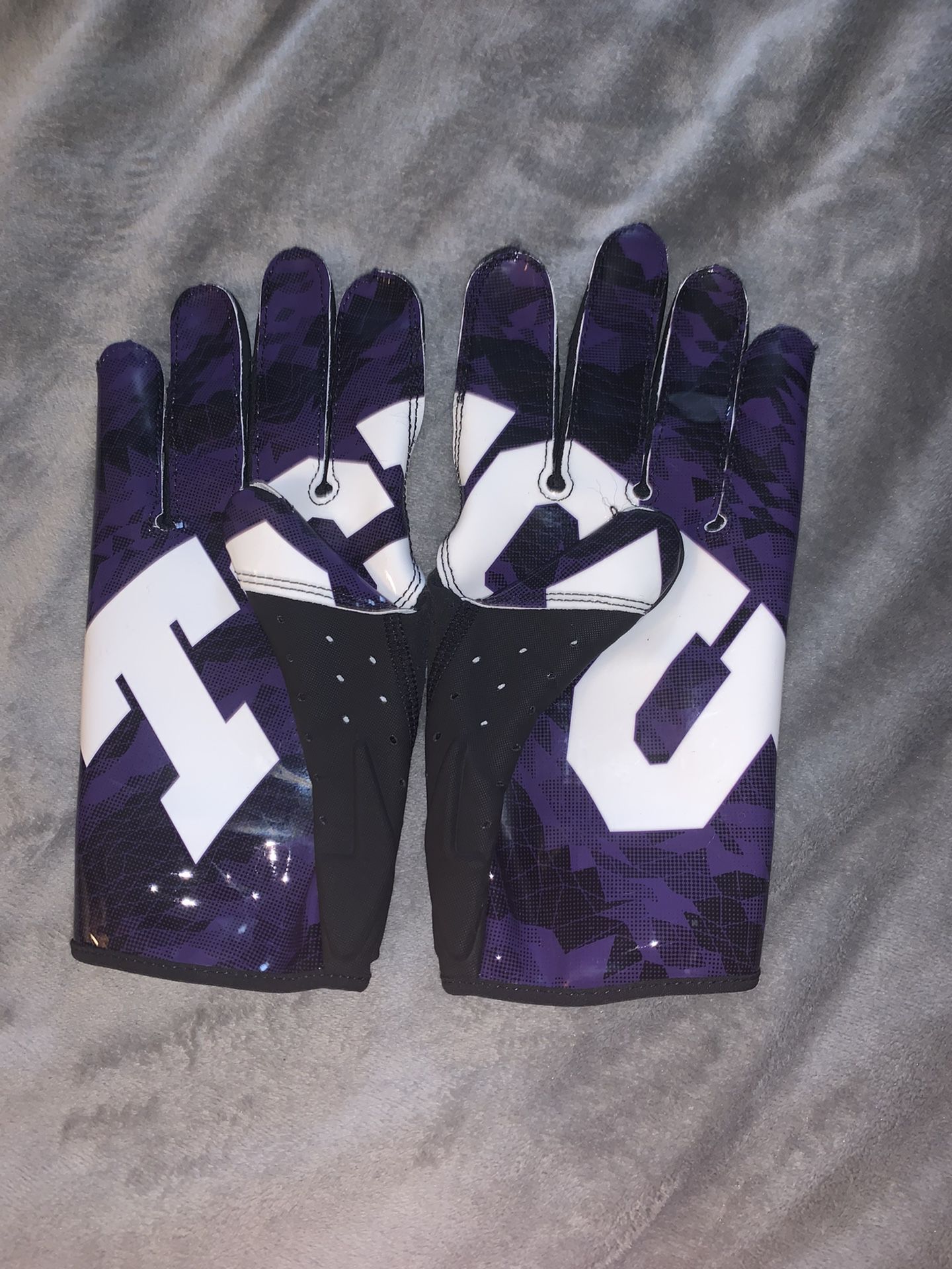 Nike TCU gloves (sz-XL) 