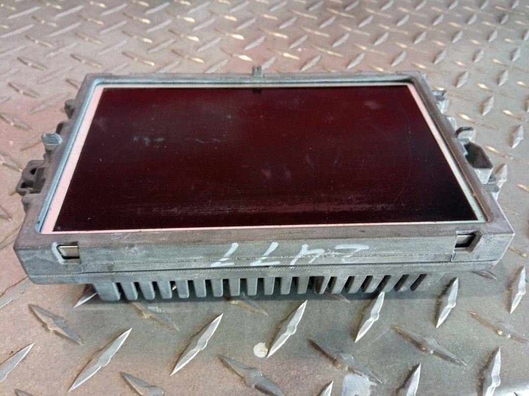 Display For 2013 Mercedes C-Class Stock 52477