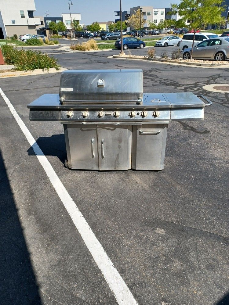 Stainless BBQ