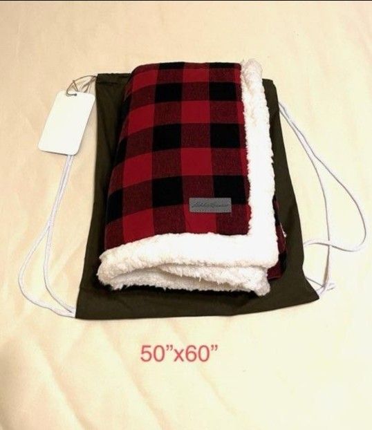Red Buffalo Plaid Sherpa Throw TV Blanket W/Carrying Bag, 50"x60", Super Soft Warm Comfy Plush Fleece Bedding Couch Cabin Throw Blanket With Bag