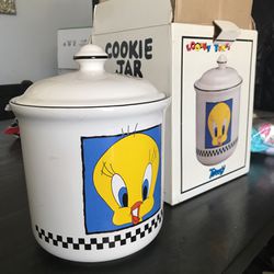 Vintage 1993 Looney Tunes Tweety Cookie Jar Thumbnail