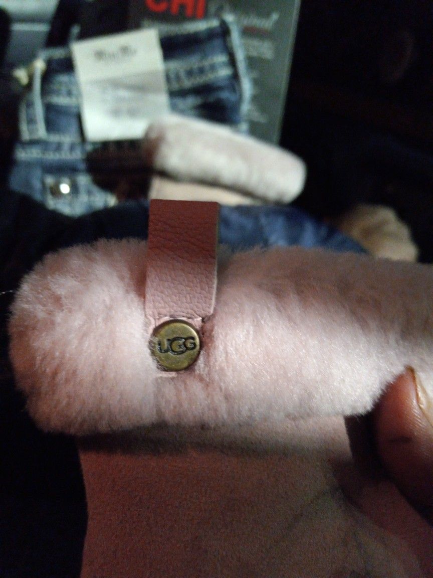 Ugg Gloves How Do I Spell Ugh