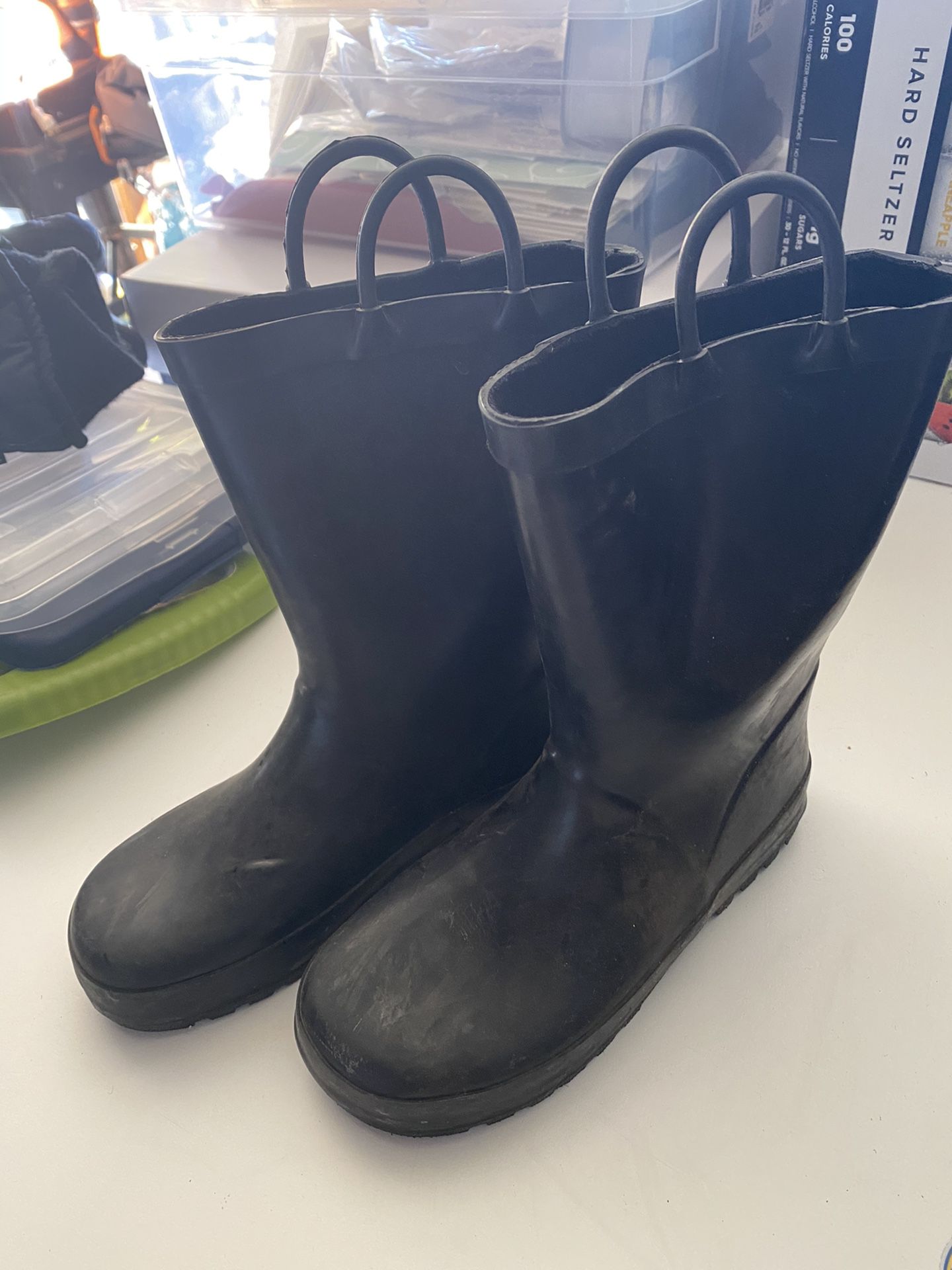 Size 2 Kids Rain Boots