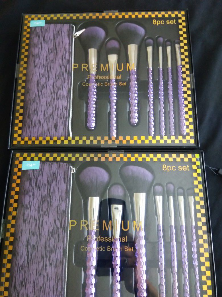 Makeup Brush Set $ 10.00 Each Set!!
