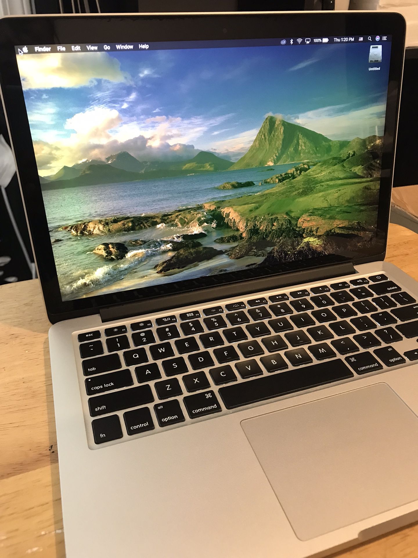 2014 MacBook Pro  Retina Intel i5,8Gb, 256Gb/1Tb,13” Screen,WiFi, Catalina, Logic Pro,Photoshop,Final Cut Pro,Office for Great Sale