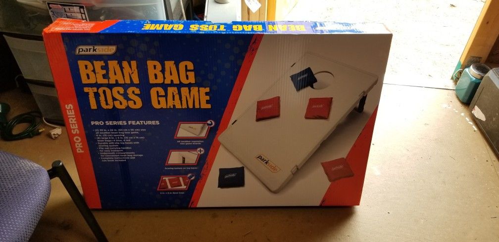 Bean bag game park side
