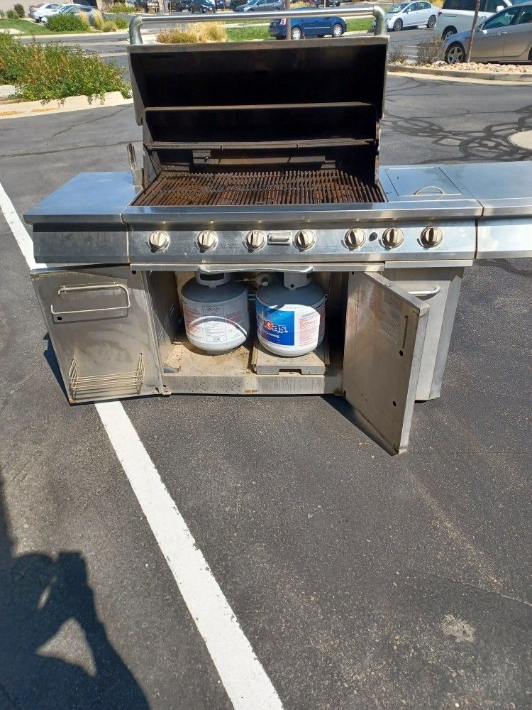 Stainless BBQ