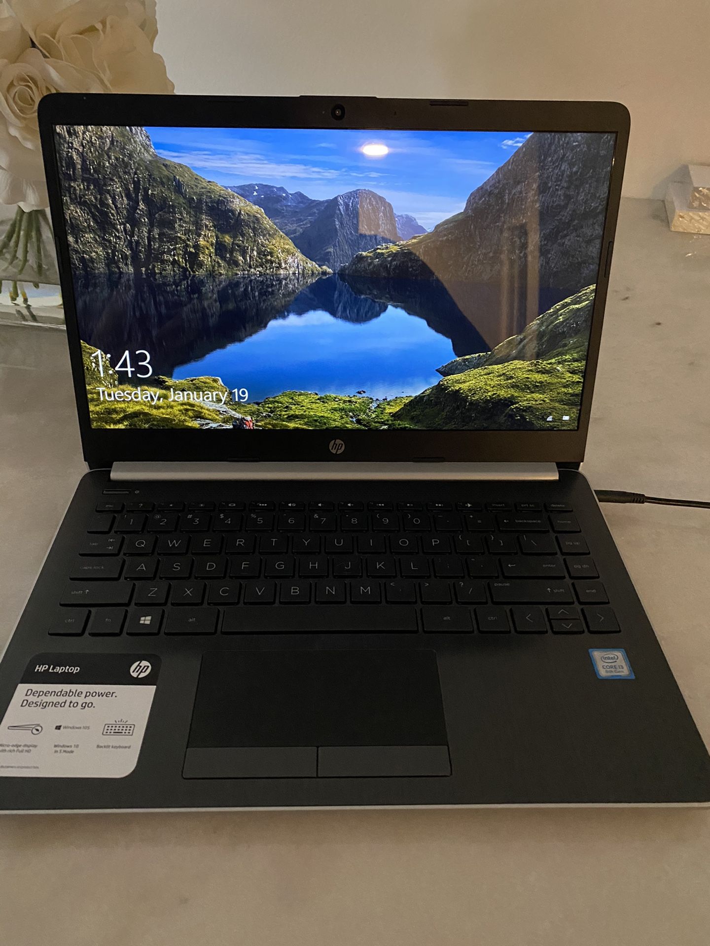Refurbished HP laptop 4 GB Core i3 Laptop