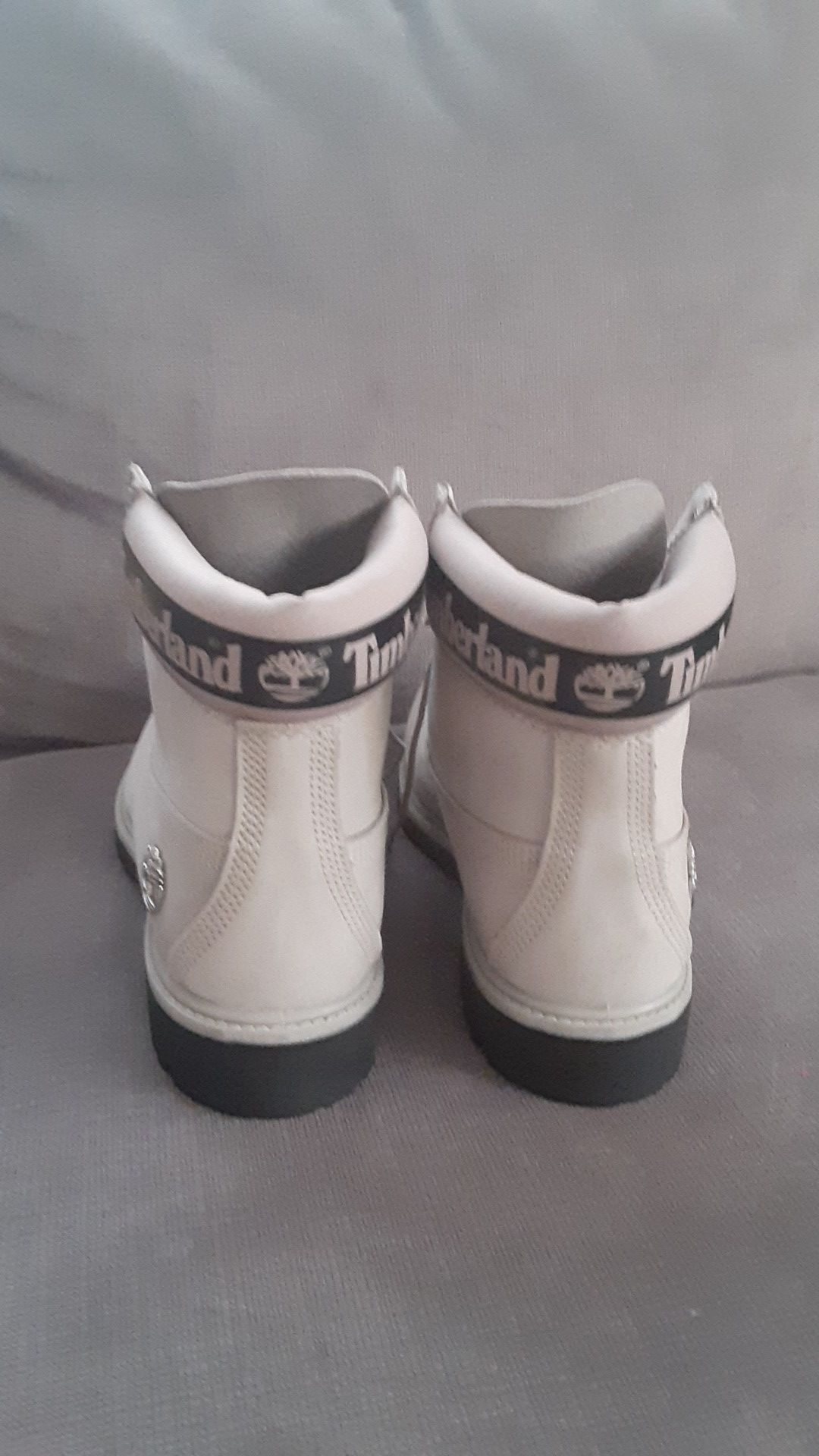 Size 9. Gray Timberland Boots Waterproof worn only 4 times. Need $100