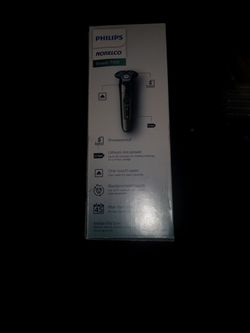 Phillips Norelco 7100 Electric Shaver Thumbnail