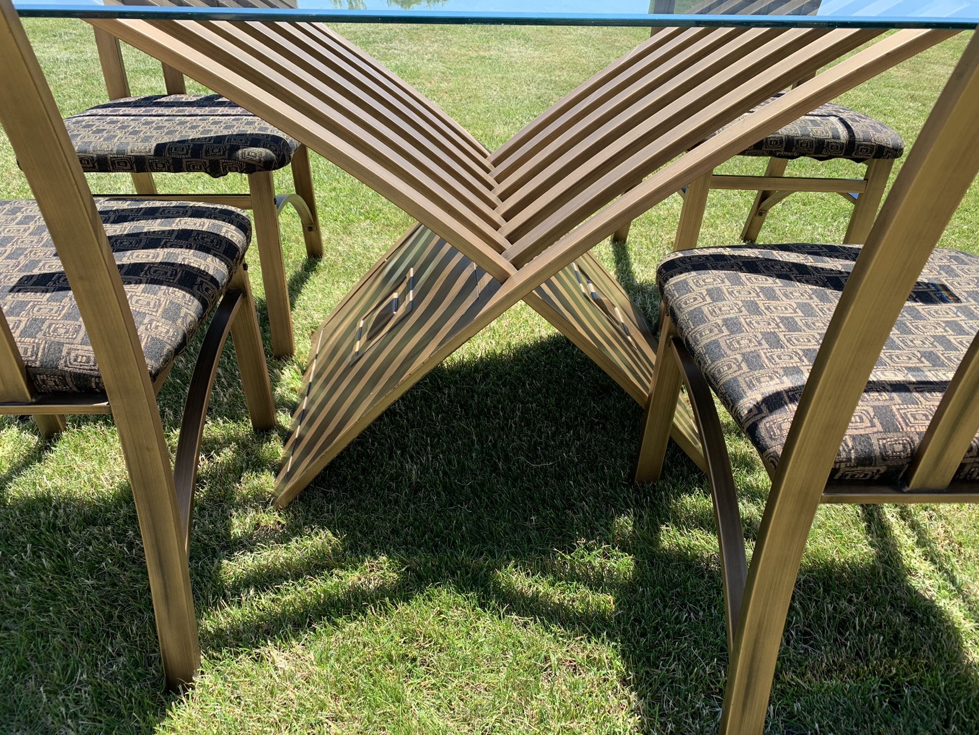 Unique Beveled Glass Top Dining Table & Chairs
