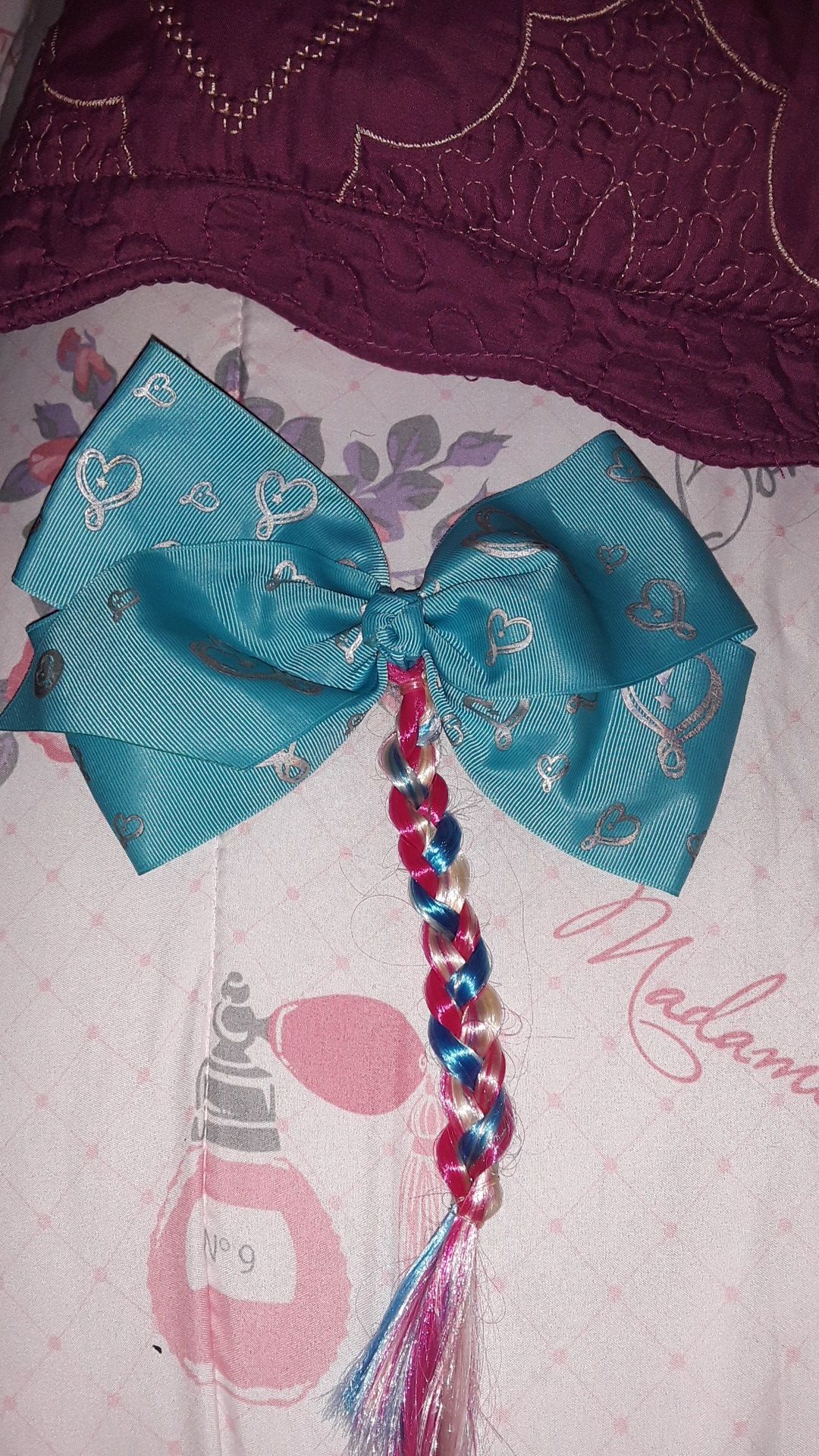 Jojo siwa bow