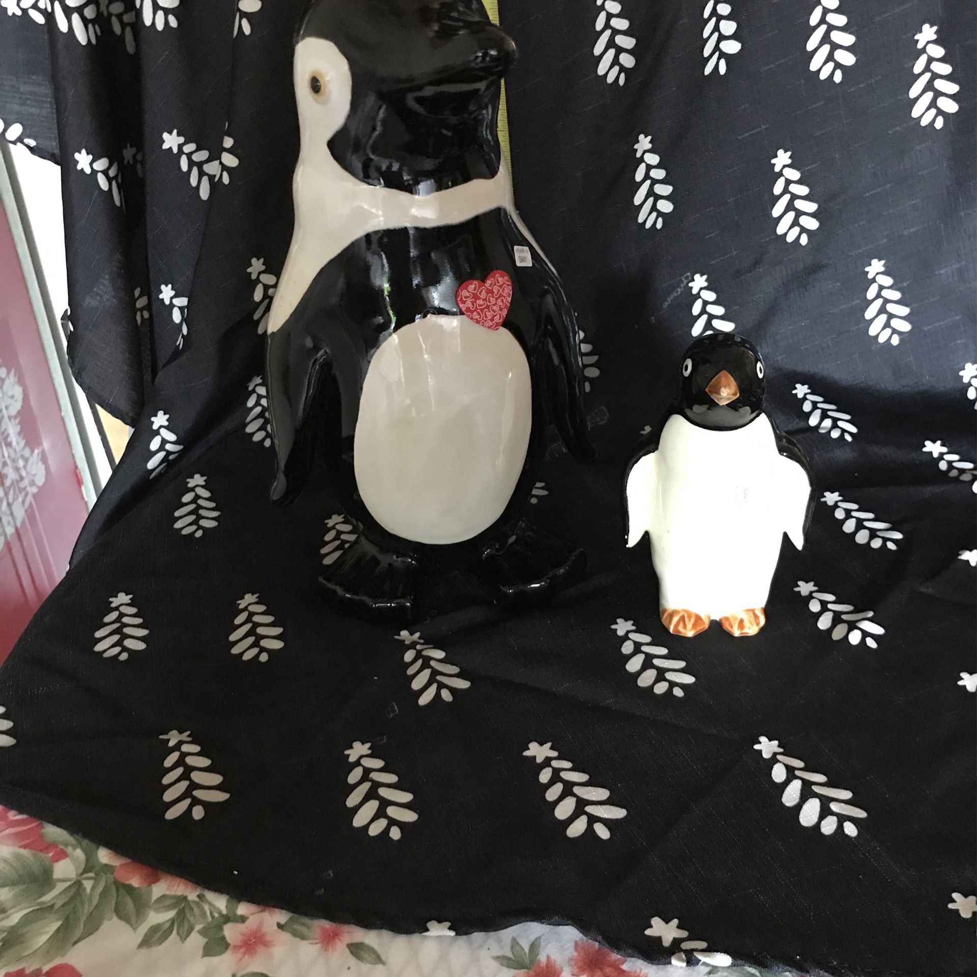 Penguins Ceramic