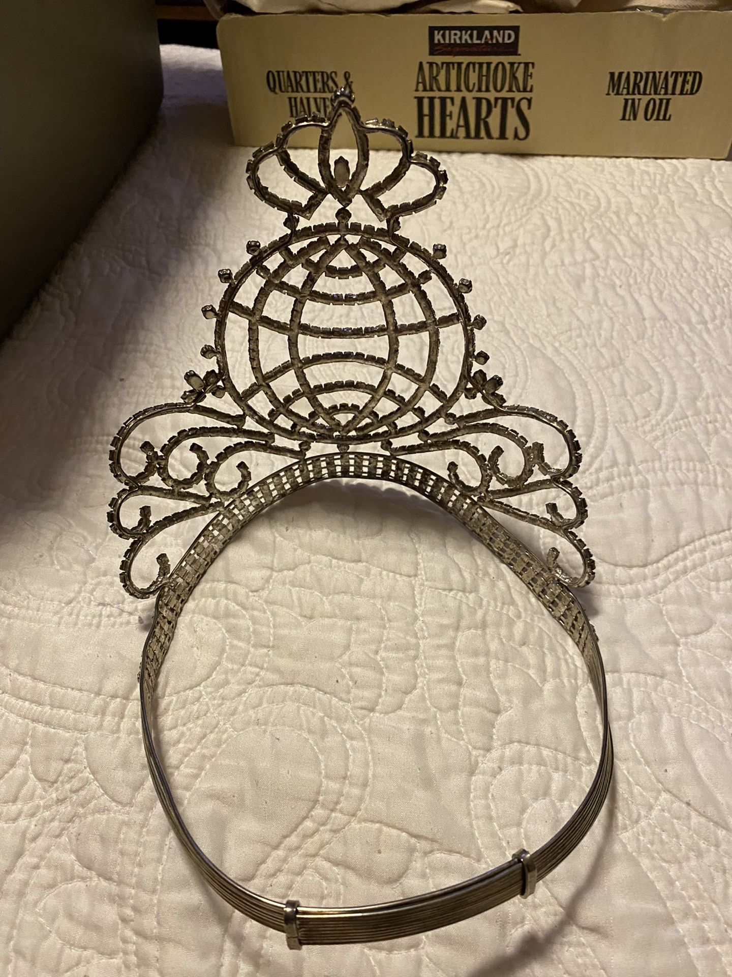 Beautiful Rhinestone Tiara -Crown For pageants or wedding
