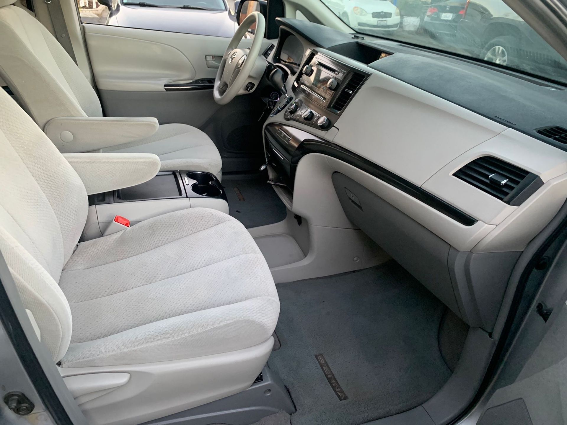 2012 Toyota Sienna