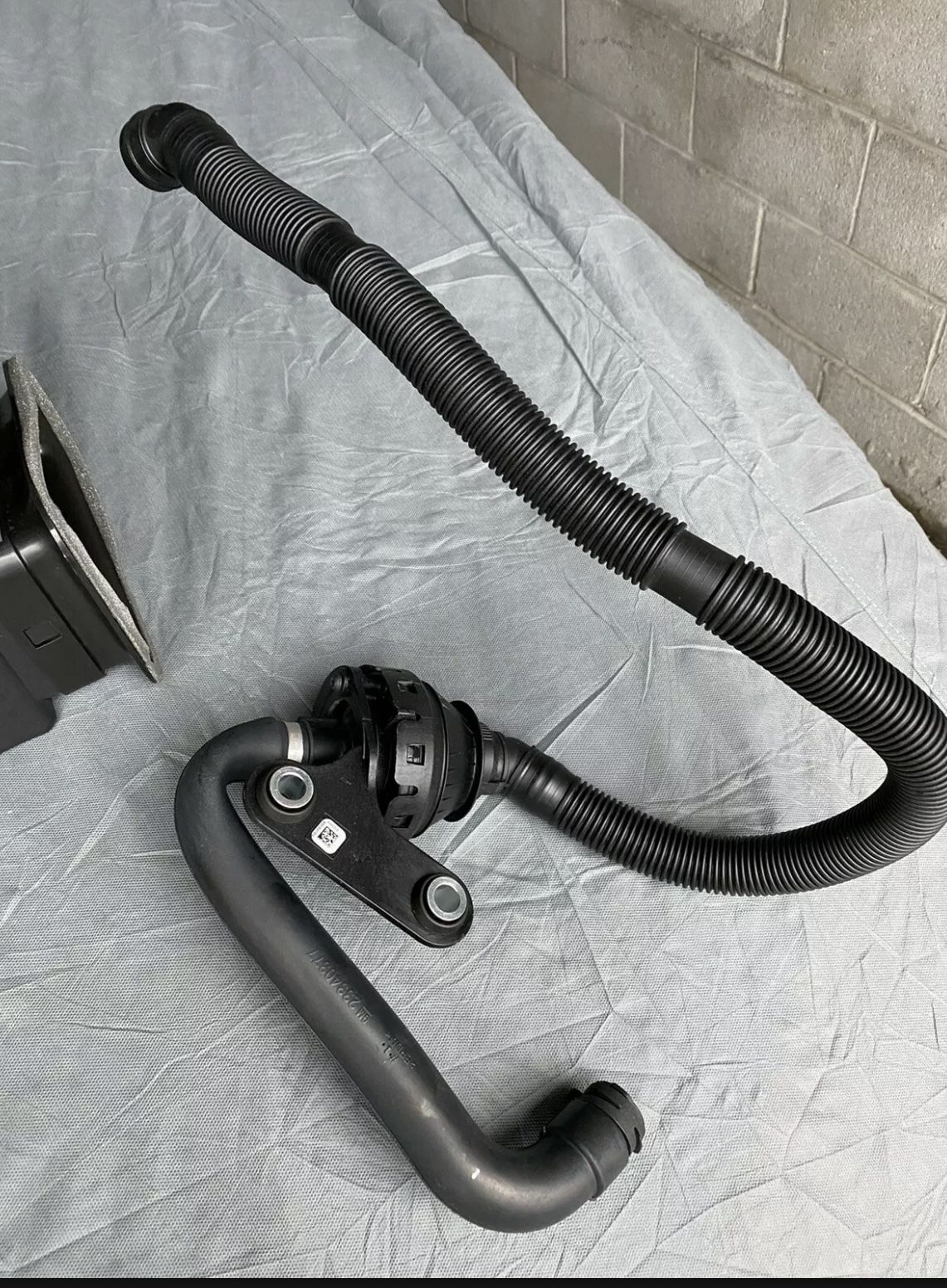 2019 Camaro SS 6.2L Oem Intake (No maf Sensor)