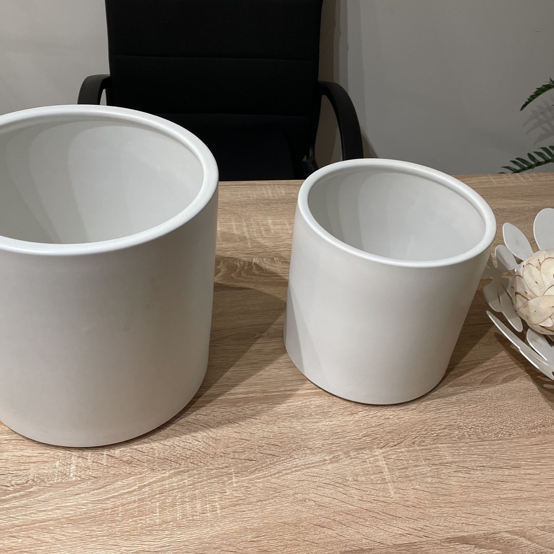 Fopamtri Plant Pot Set Matte White Ceramic Planter for Indoor Outdoor Plants Flowers Medium 8" Large 10 Inch Modern Cylinder Flower Pot with Drainage 
