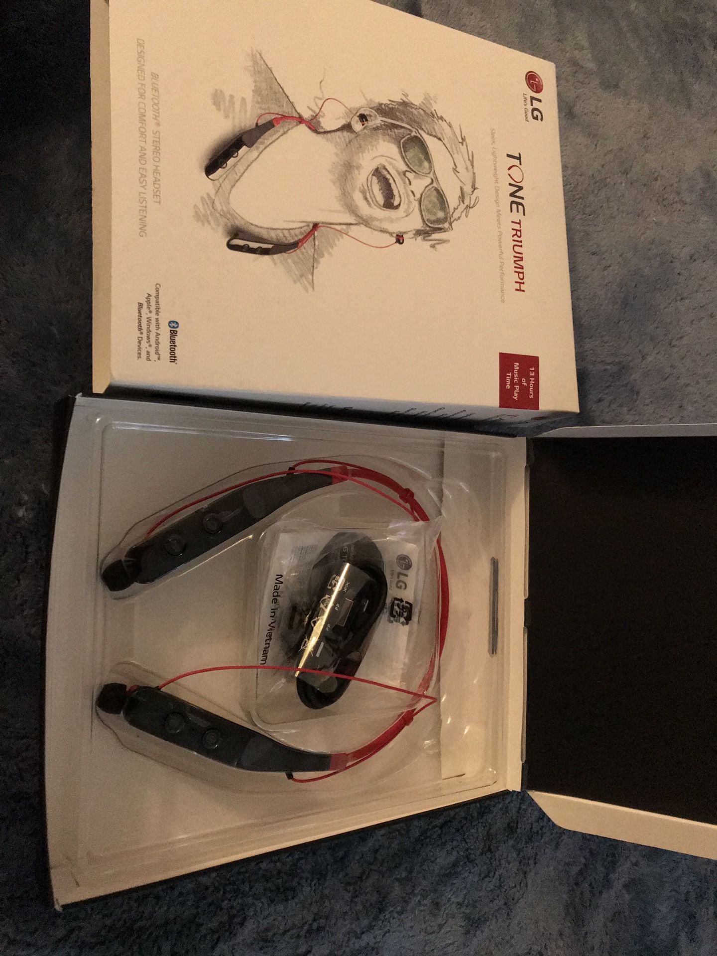 LG Wireless headphones