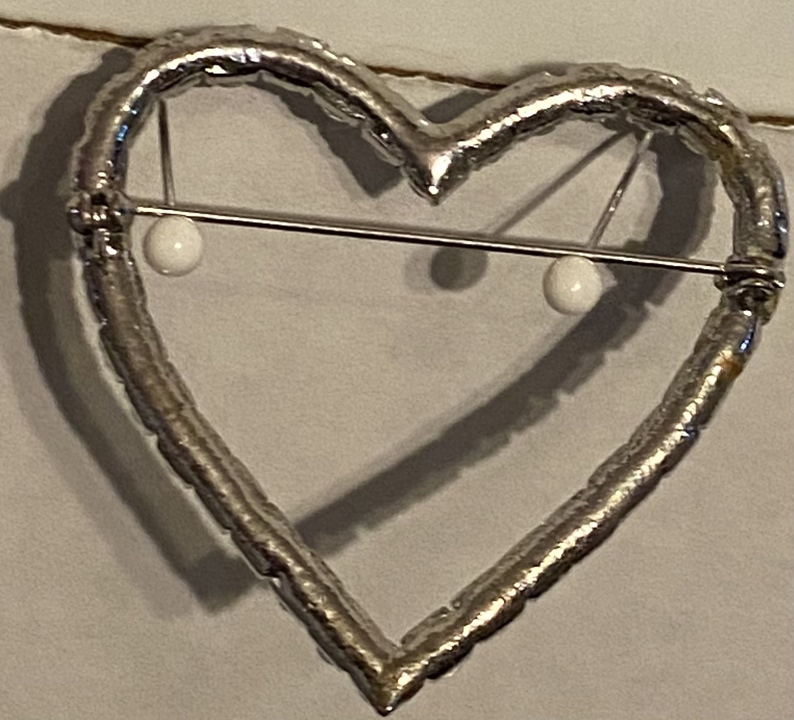 Heart Shape Clear Translucent Plastic Bead Brooch