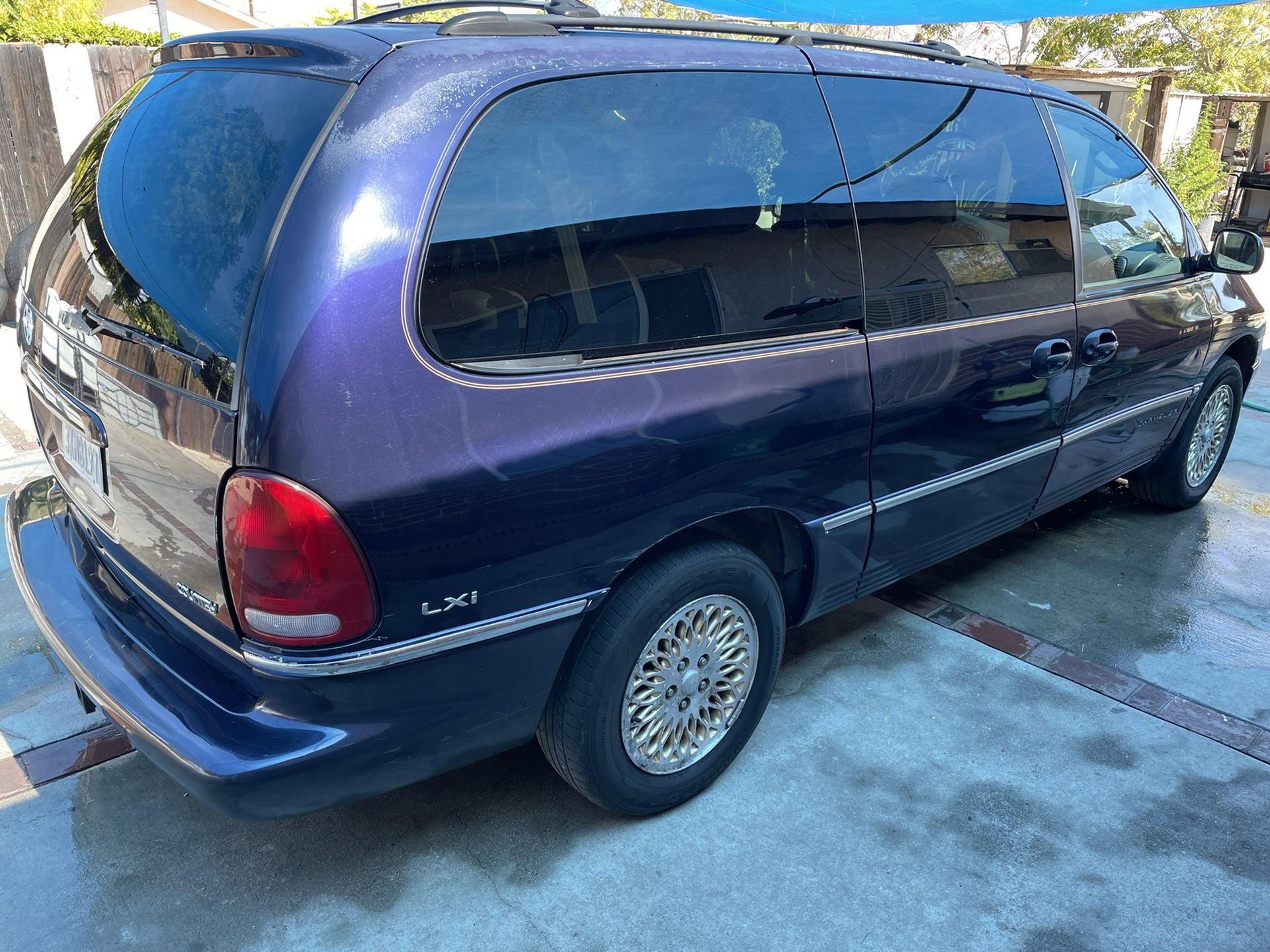 1996 Chrysler Town & Country