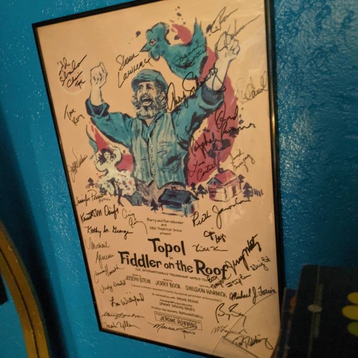 Fiddler On The Roof, Hand Signed Poster By Original Broadway Cast Members In Frame