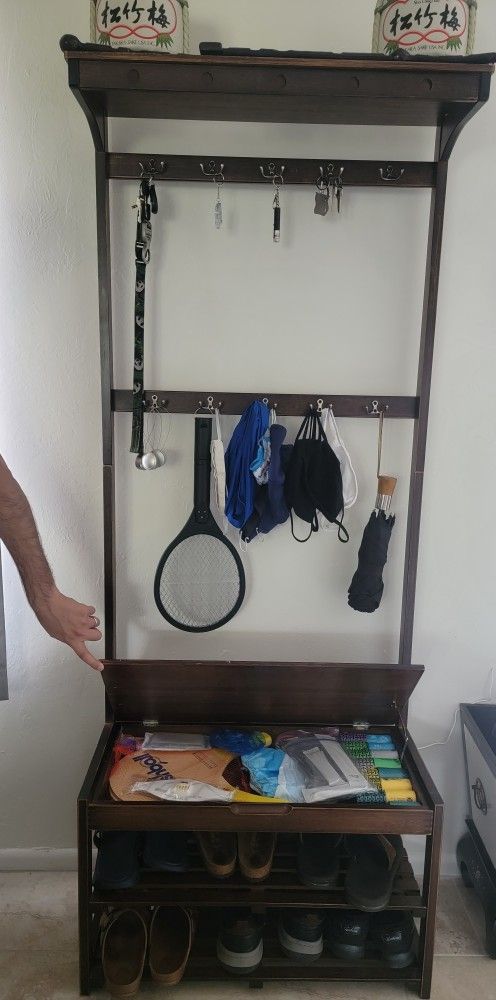 Entryway Coatrack/Key Rack With attached Shoe Stand And Storage