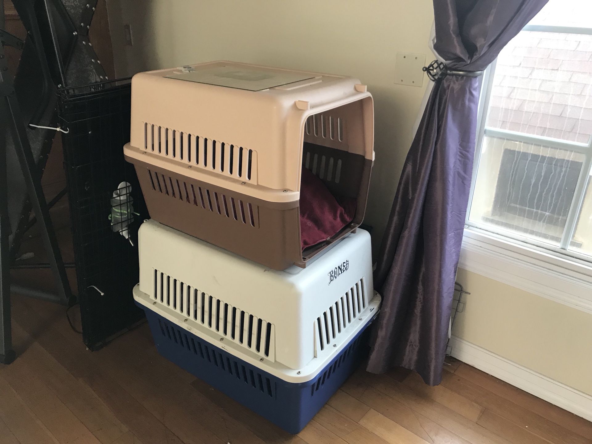 Dog crate (S)