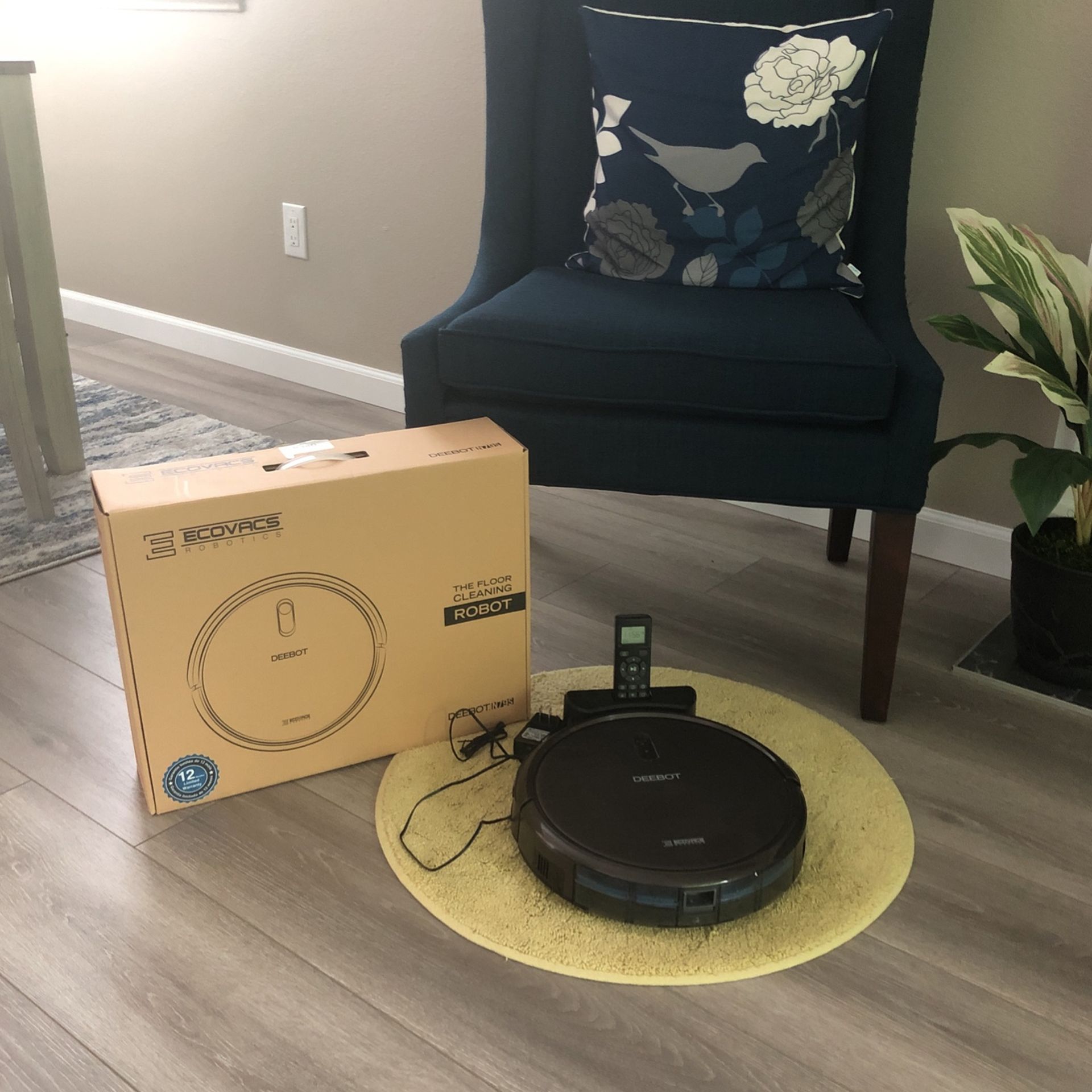 ROBOT VACUUM - ECOVACS Deebot N795