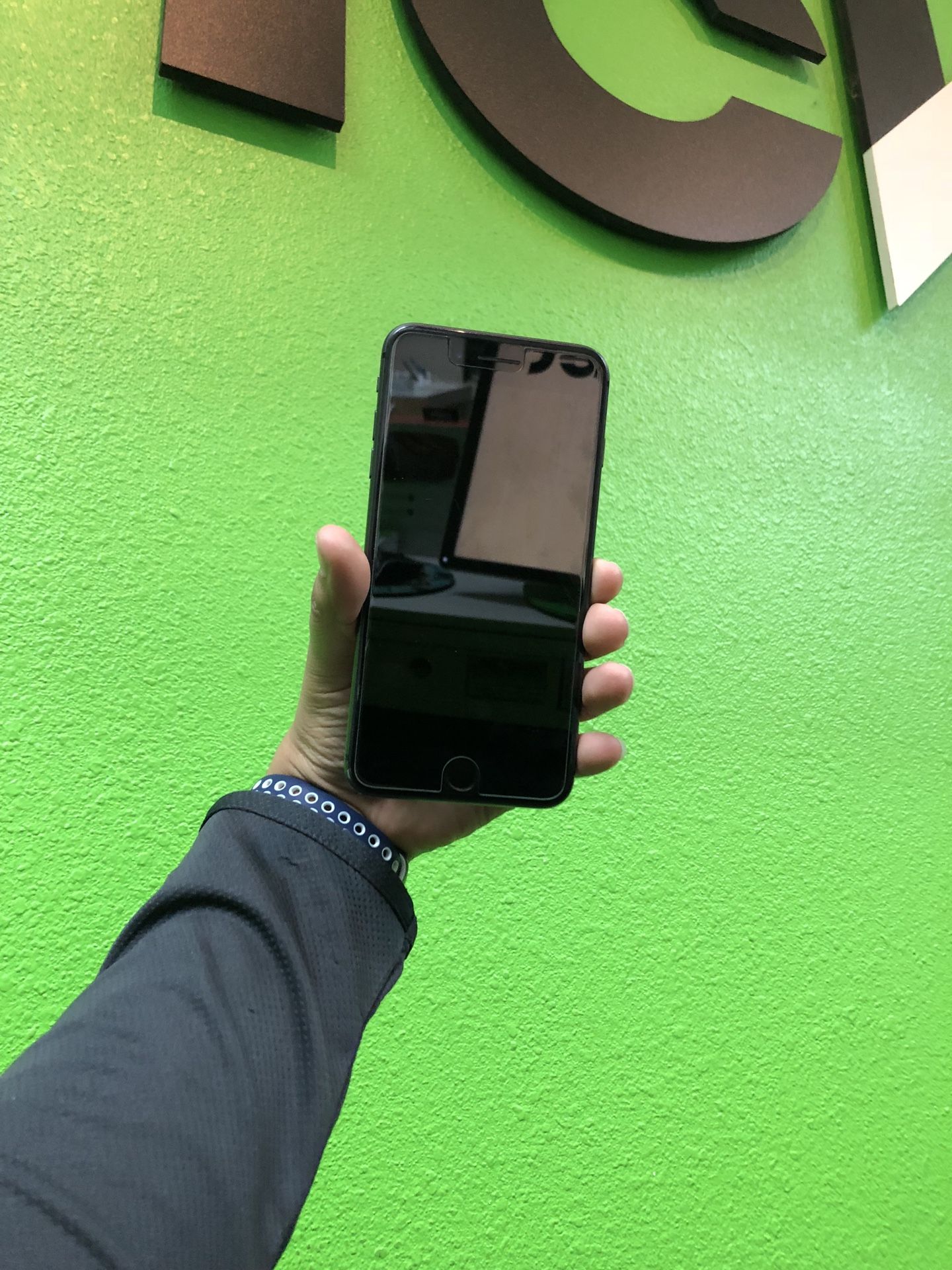 iPhone 8 Plus